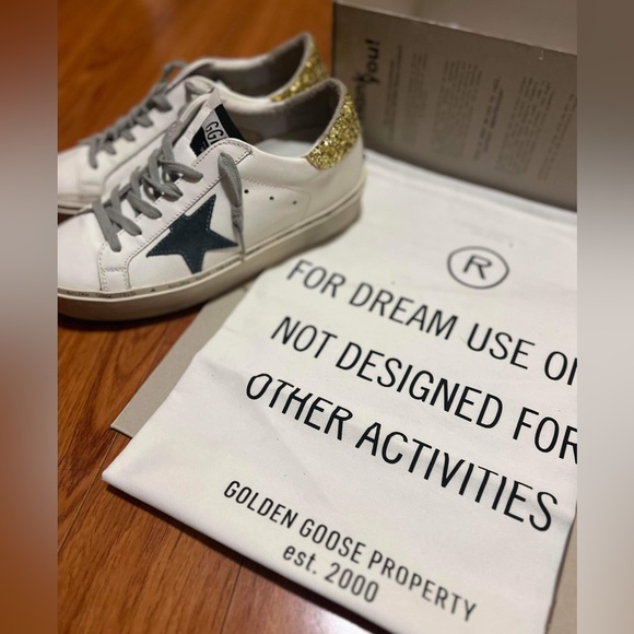 Golden Goose Sneakers Size 37 - Picture 5 of 6